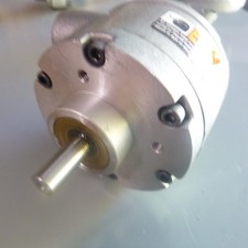 GAST AM410 AIR MOTOR picture