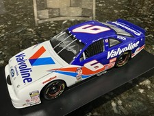 1/24 Mark Martin 1997 Autographed Talladega Win 212 Of 400 Made picture