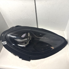 Porsche Macan 2019-2022 RH Passenger Full LED Headlight OEM 95B.941.010.AR picture