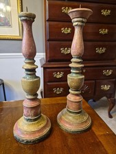Vtg Rustic Turned Wood Pilllar Candle Holder Pair Gradulated Sizes 12