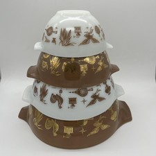 Vintage Pyrex Early American Cinderella Set Of 4 Nesting Mixing Bowls NICE picture