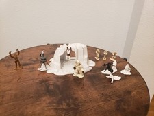 Vintage 1982 Kenner Star Wars Micro Collection Hoth Wampa Cave w/extra figures picture