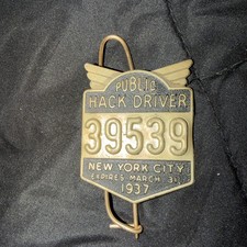 Vintage 1936/37 NYC Public Hack Driver #39539 with huge safety pin picture
