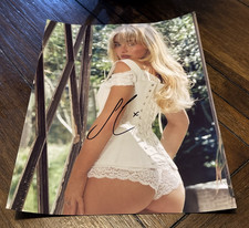 SABRINA CARPENTER  SEXY  Signed 8X10 Autographed PHOTO  w/COA  Matching Hologram picture