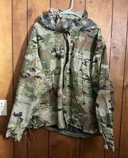 Camo  Waterproof  MULTICAM  Jacket  Size Unknown Large or X-Large ??? picture