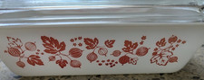 VINTAGE Milk Glass Pyrex Gooseberry Refrigerator Dish 1 1/2 Qt w/503-C GLASS LID picture
