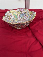 VINTAGE  19TH CENTURY CHINESE PORCELAIN WARE MILLE FLEUR DECORATION BOWL (5) picture