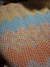 Baby Afghan -- 40x32 Appox picture