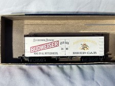 Nice Roundhouse Budweiser Old Time Reefer  HO picture