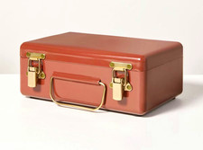 True Vintage 1970s Brown Hard Plastic Suitcase 40L Latch Closure Handle picture