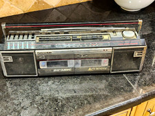 Vintage 1980s Sanyo M-W767 Dual Cassette Boombox AM/FM Radio Works Parts/Repair picture