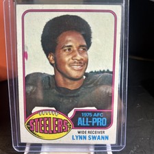 Lynn Swann 1976 Topps card # 140 Pittsburgh Steelers Red (Border Ink Left Edge picture