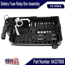 84237808 New Battery Fuse Relay Box For 2018-23 Chevy Equinox 18-24 GMC Terrain picture