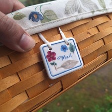 Longaberger Woven  Basket with Floral Liner Ceramic Tag - Cream picture