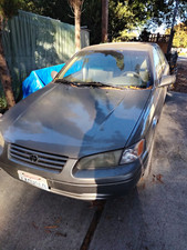 1998 Toyota Camry LE picture