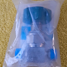 Nupro SS-DSS4 Stainless Steel Manual Needle Valve 1/4 in NPT 6000 psi NEW in Bag picture