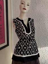 vintage 1990s black white top minimalist Bebe y2k signature medium going out picture