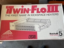 Beacon Morris Twin-Flo III K84 Hydronic Kickspace Heater 72 CFM 8,400 BTU New picture