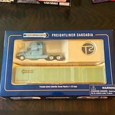 Tonkin Replicas Precision Series Freightliner Cascadia Werner 1:53 Diecast picture