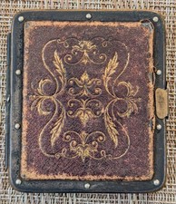 Ninth Plate Leather Halvorson Case with Ambrotype of Man picture
