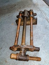Massey Vise Co. NO. 200 10
