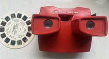 Vintage/Retro 3D Red View Master Viewer Toy - With Thunderbirds reel picture