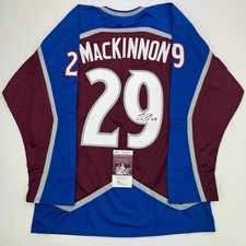 Autographed/Signed Nathan MacKinnon Colorado Maroon Hockey Jersey JSA COA picture
