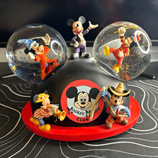 Disney Mickey Mouse Club Light-Up Snow Globe w/ sound box picture