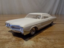 AMT 1965 BUICK WILDCAT FASTBACK SPORT COUPE VINTAGE MODEL CAR MPC WHITE GM 65 picture