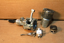 VINTAGE ENYA 60 LARGE AIRPLANE HOBBY GAS MOTOR MODEL 7032 FOR PARTS/ REPAIR picture