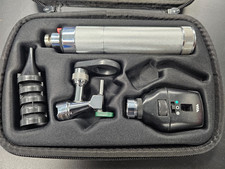 Welch Allyn 21760 Operating Otoscope and 11720 Ophthalmoscope  Veterinary Set picture