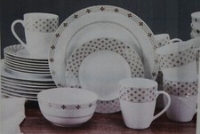 Mikasa Modern Petals Gold 32-Piece Dinnerware Set Service for 8-Gold-Open Box picture