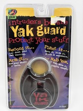 Vintage 1996 Yes Gear Yak Guard Lock Protect Your Stuff ~ New in Package picture