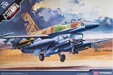 Academy Hobby 12105 F-16I SUFA 1/32 picture