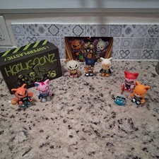 Superplastic Janky Hooligoonz Set Vinyl Figures Lot of 7 picture