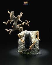 The Ring Samara Morgan Statue Crawling from Well Hand Painted Resin picture