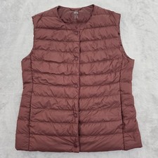Uniqlo Ultra Light Down Puffer Vest Womens M Quilted Snap Front Packable Maroon picture