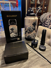 Coldest *BNIB* SOLD OUT Premium Growler 128 oz “The Great Wave” picture