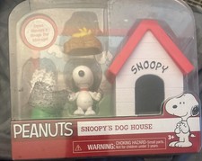 Peanuts Snoopy’s Doghouse - Snoopy Woodstock Bones Just Play 2015 Figurines picture