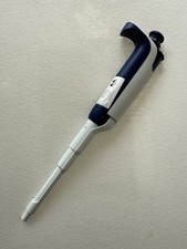 Rainin L-1000 XLS Pipet Lite ~ LTS 100-1000ul LTS ~ Single Channel ~ Calibrated picture