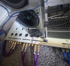 Audiobahn AEX200 6 Channel Crossover picture