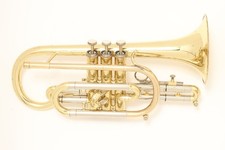 Getzen 580 Capri Series Bb Cornet Lacquer with Case picture