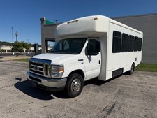 2018 Ford E-450 shuttle bus limo 25 passenger coach seating 27K miles picture