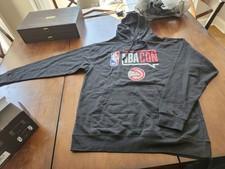 NBA.COM Atlanta Hawks Hoodie NWT LG Gray LS picture