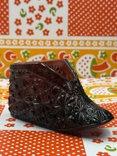 MINT Vintage Fenton Amethyst Daisy And Button Baby Booty Glass Shoe Bootie picture