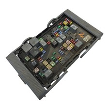 2007-2009 GMC Sierra 1500 Engine Fuse Box Relay Junction Block 25905683 OEM picture