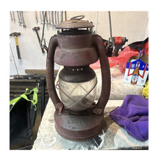 Vintage 1938-1942  elgin kerosene hurricane  lantern by dietz red patina barn  picture