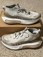 UNDER ARMOUR PHANTOM 4 HOVR STORM TRAINERS Size 6 M/7.5 W picture