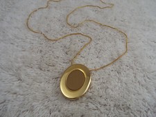 Goldtone Pendant Necklace (B8) picture