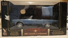 1/18 Road Signature 1961 Lincoln Continental Convertible, USED,Flaws,See Pics picture